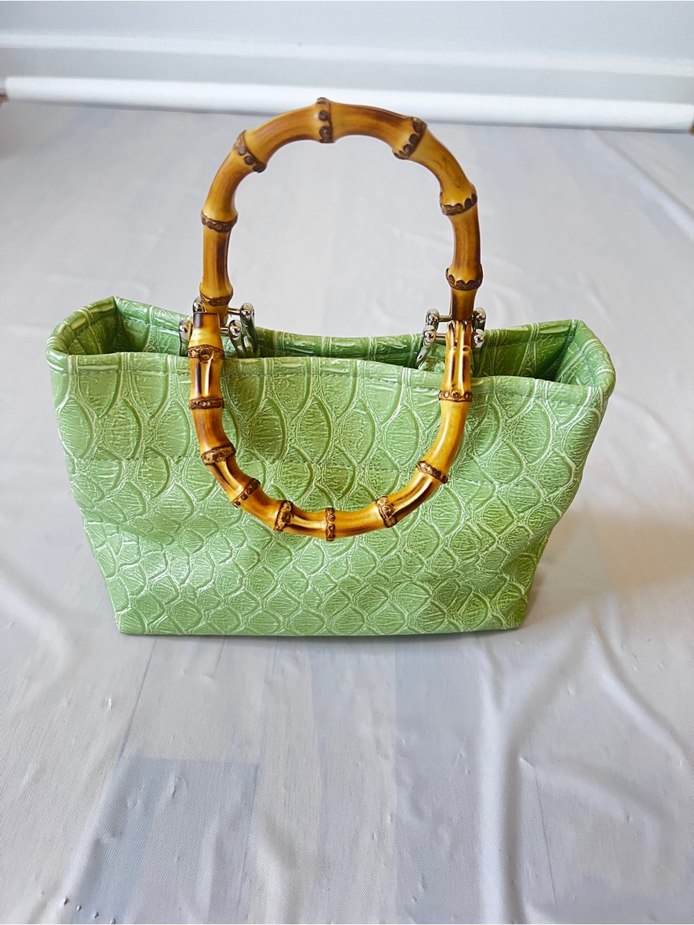 FRED Vintage Green Faux Crocodile Embossed Tote Bag with Bamboo Handles nWOT